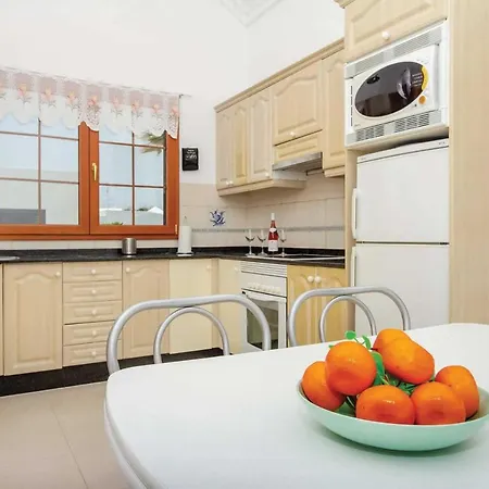 Puerto Del Carmen Sleeps 6 Air Con Wifi * Puerto del Carmen (Lanzarote)